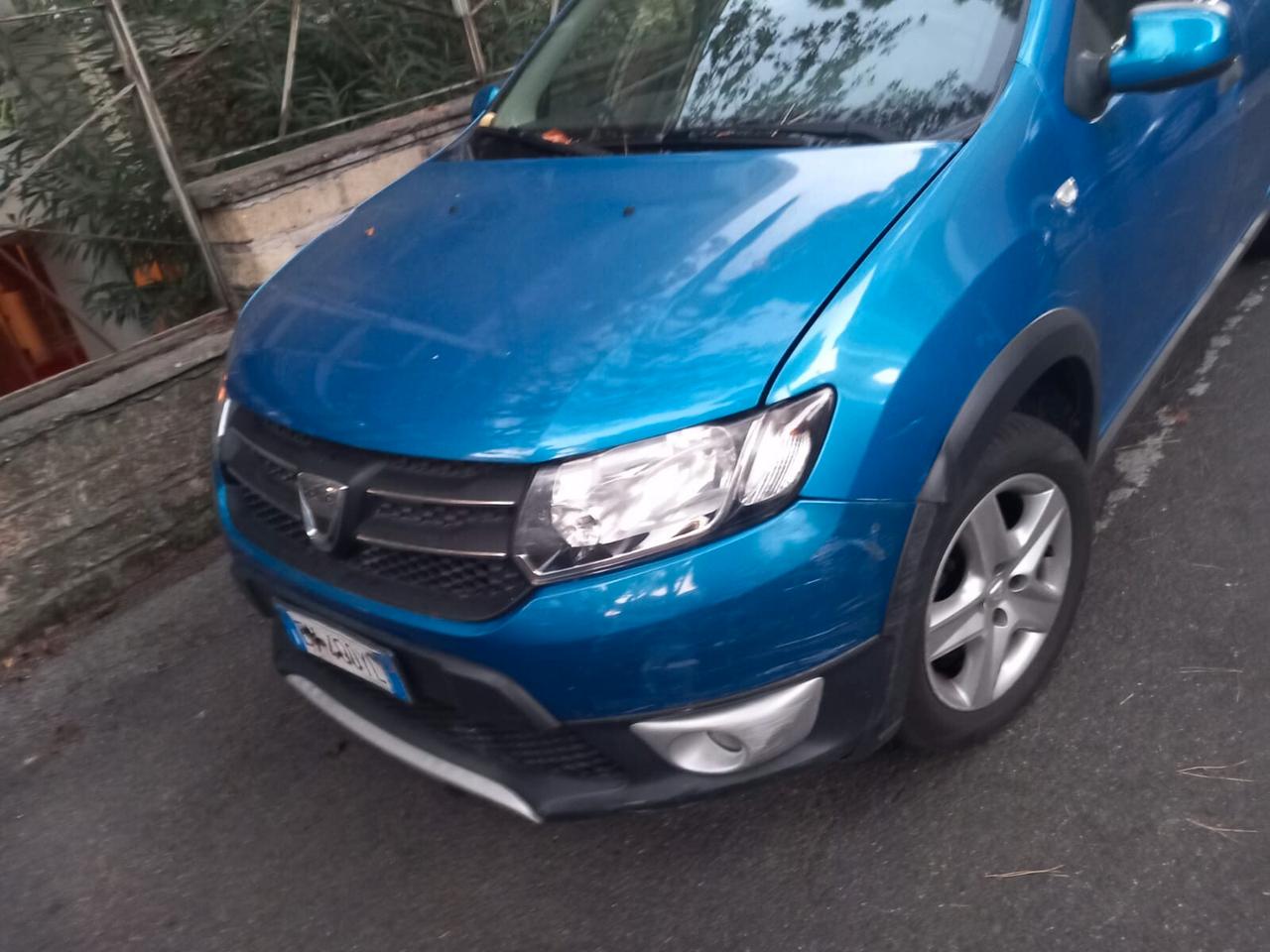 Dacia Sandero 900 TCe 90CV Lauréate - 2014