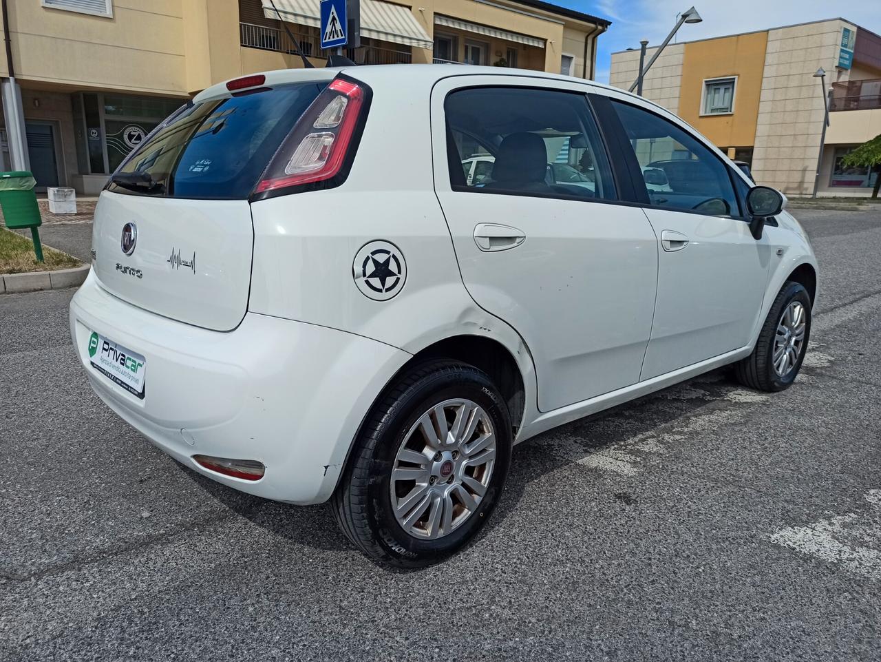 Fiat Punto 1.4 8V 5 porte Natural Power Lounge