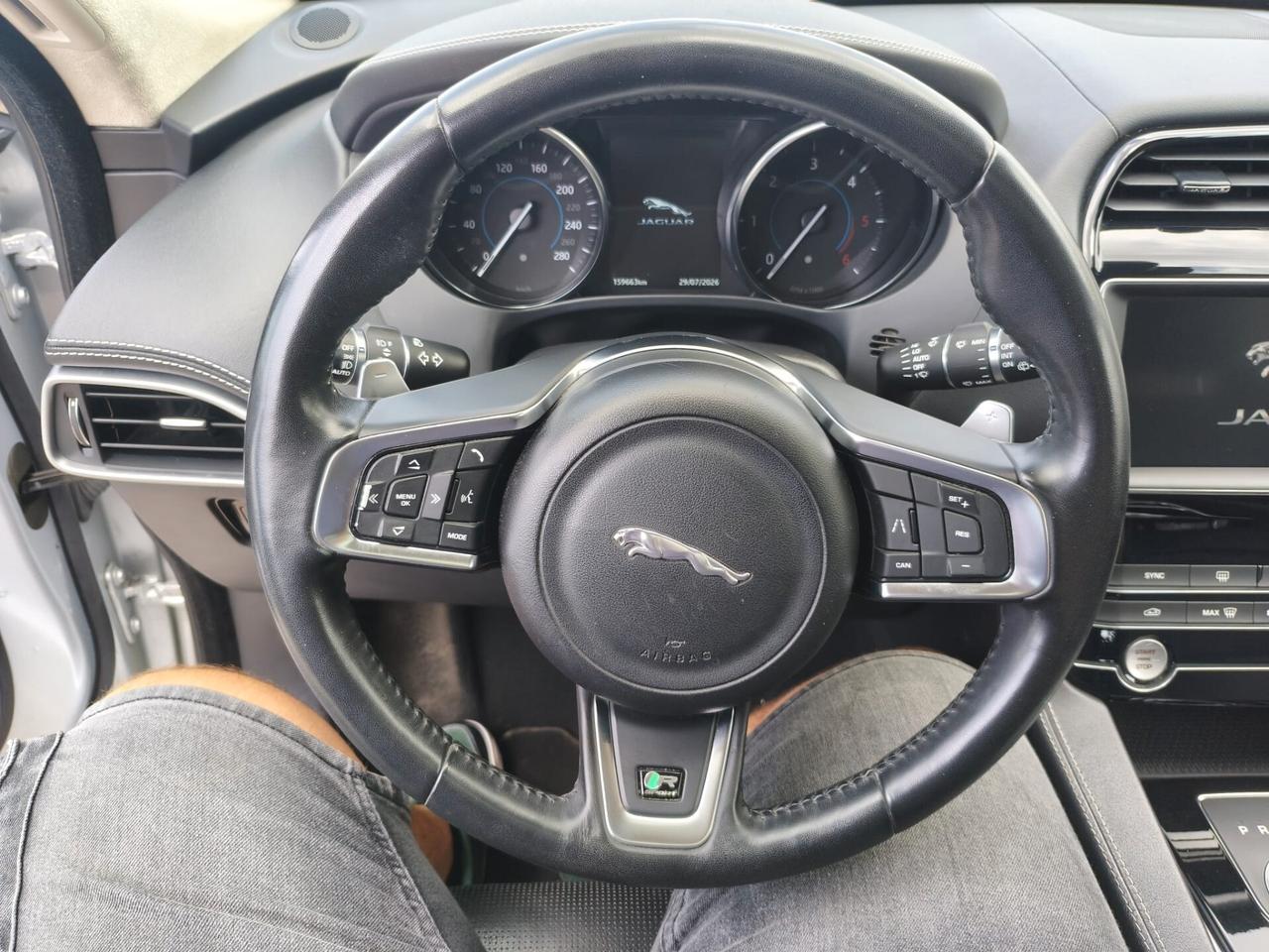 Jaguar F-Pace 2.0 D 180 CV AWD aut. Pure 2019