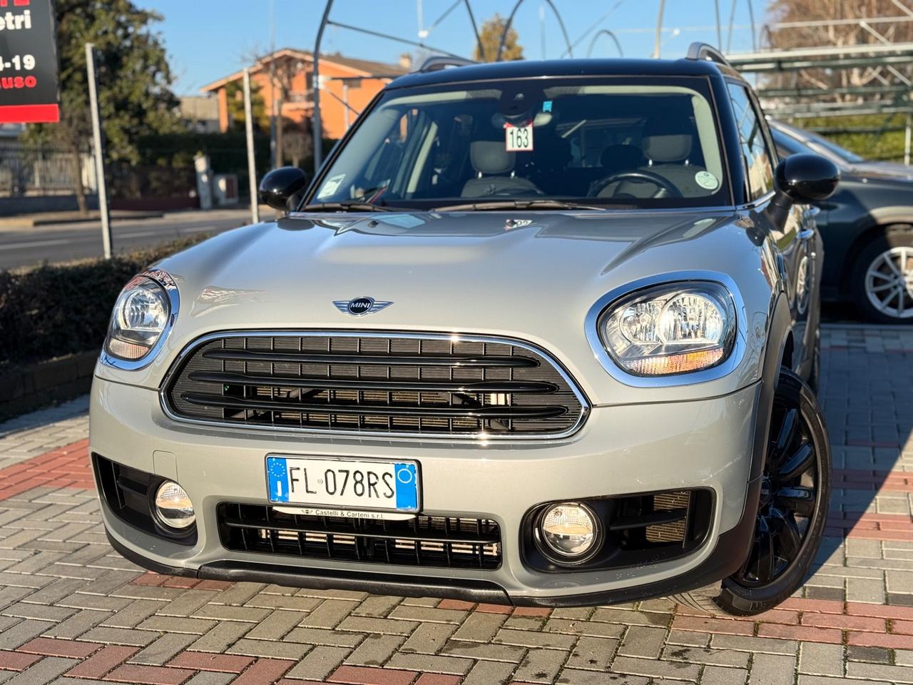 Mini Cooper Countryman 1.5 Hype GANCIO TRAINO