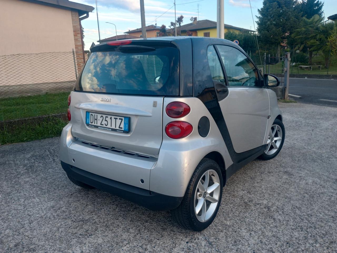 Smart ForTwo 1000 MHD coupé pure