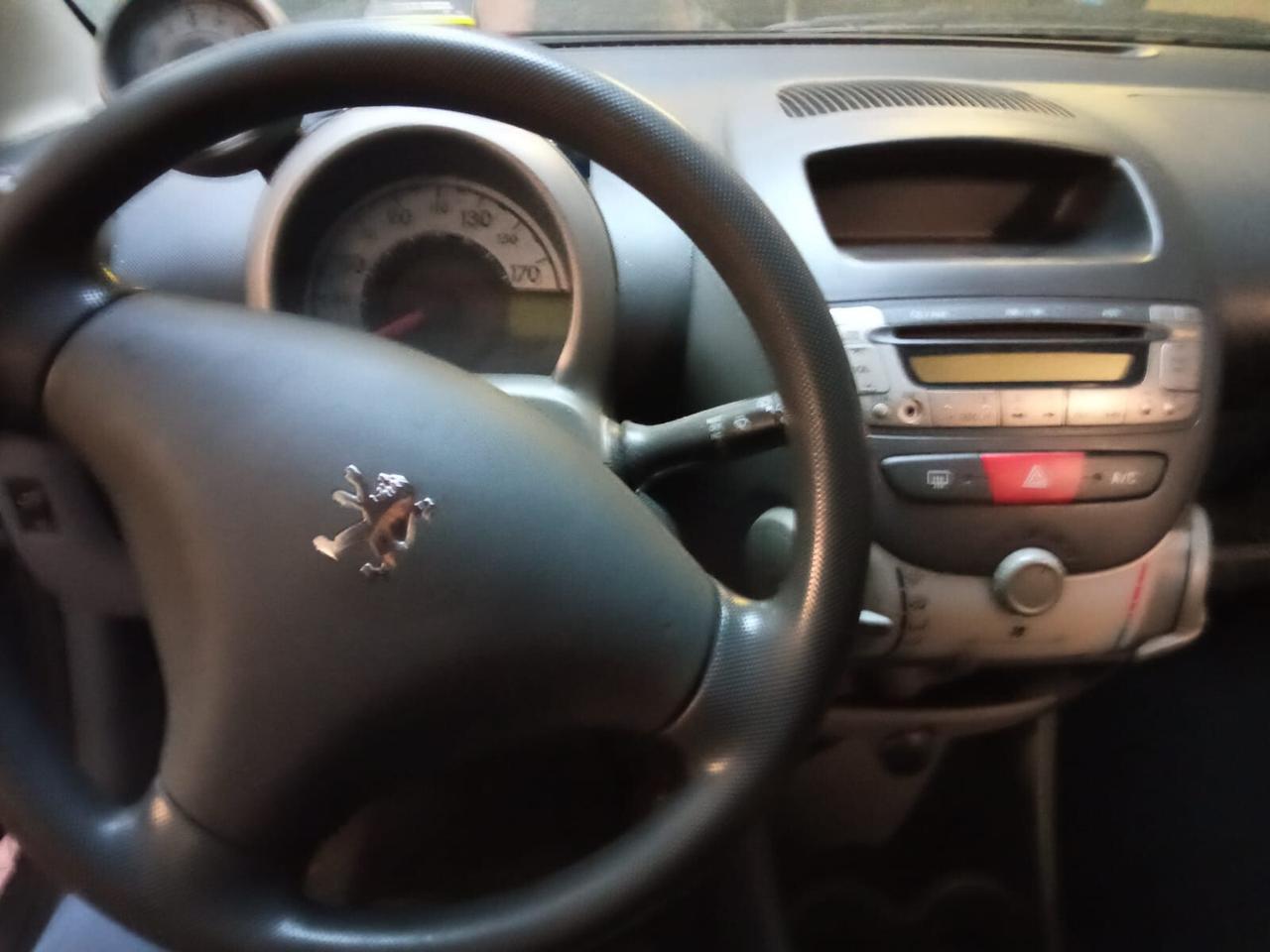 Peugeot 107 1.0 68CV 3p. Sweet Years