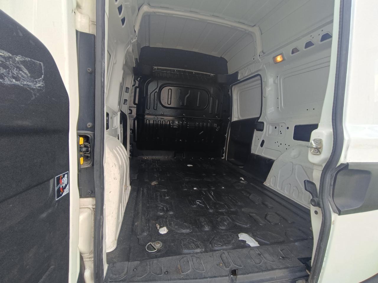 Fiat Doblò 1.6 MJT 105CV S&S Cargo Maxi XL Lounge
