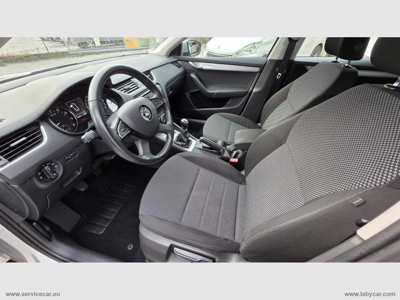 SKODA Octavia 1.4 TSI Wagon Elegance G-Tec