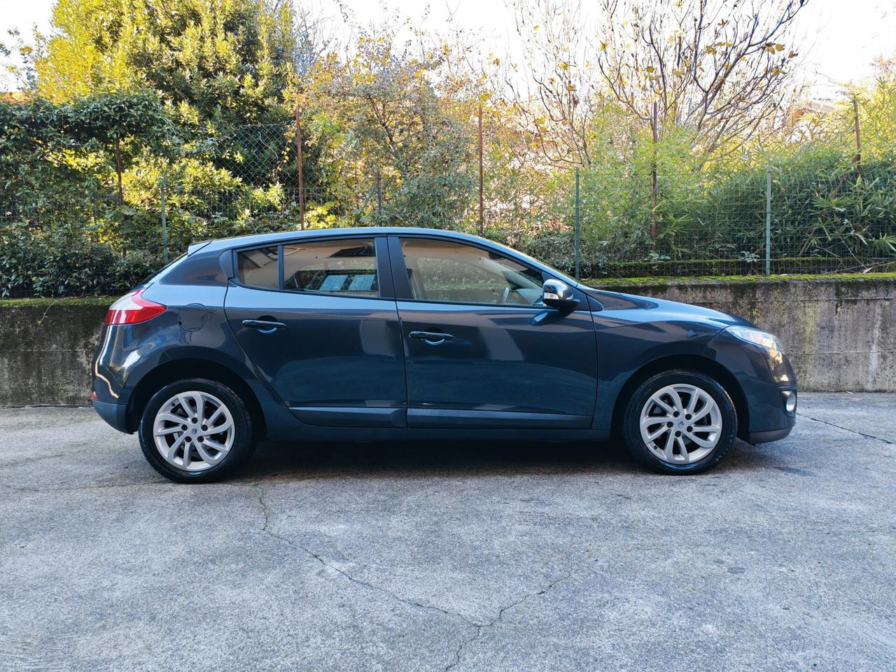 Renault Mégane 1.6 BENZINA 110cv / 30.250km / Unipro