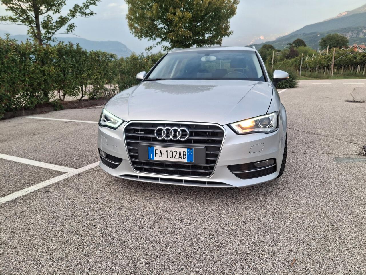 Audi A3 2.0 TDI 150 CV clean diesel quattro Ambition