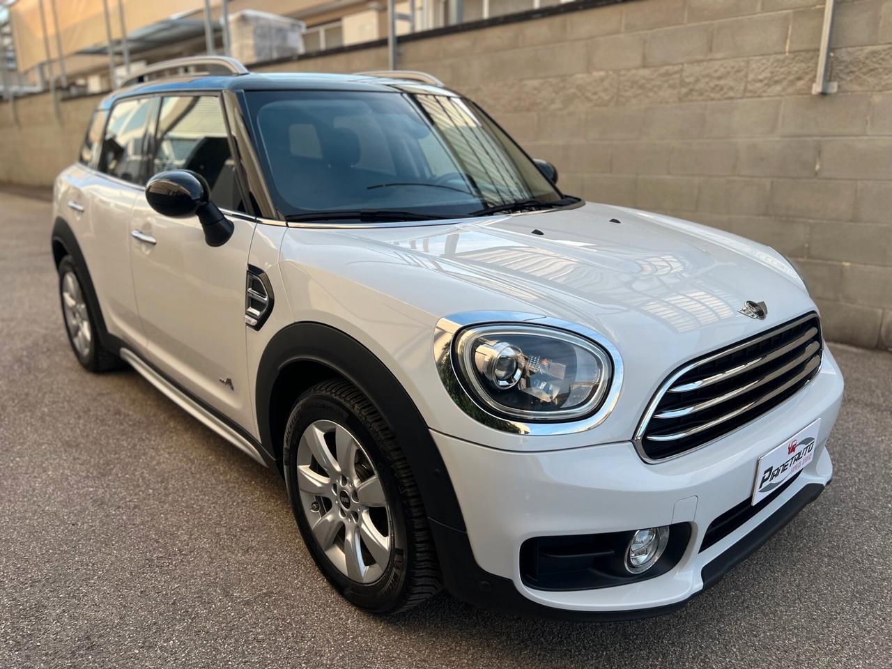 Mini Cooper D Countryman 2.0 Business all4 auto NAVI/LED/17;/LUCI