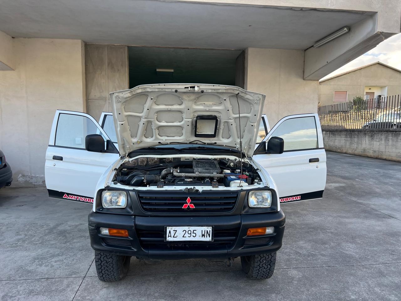 Mitsubishi L200 2.5 TDI 4WD Double Cab Pick-up GL