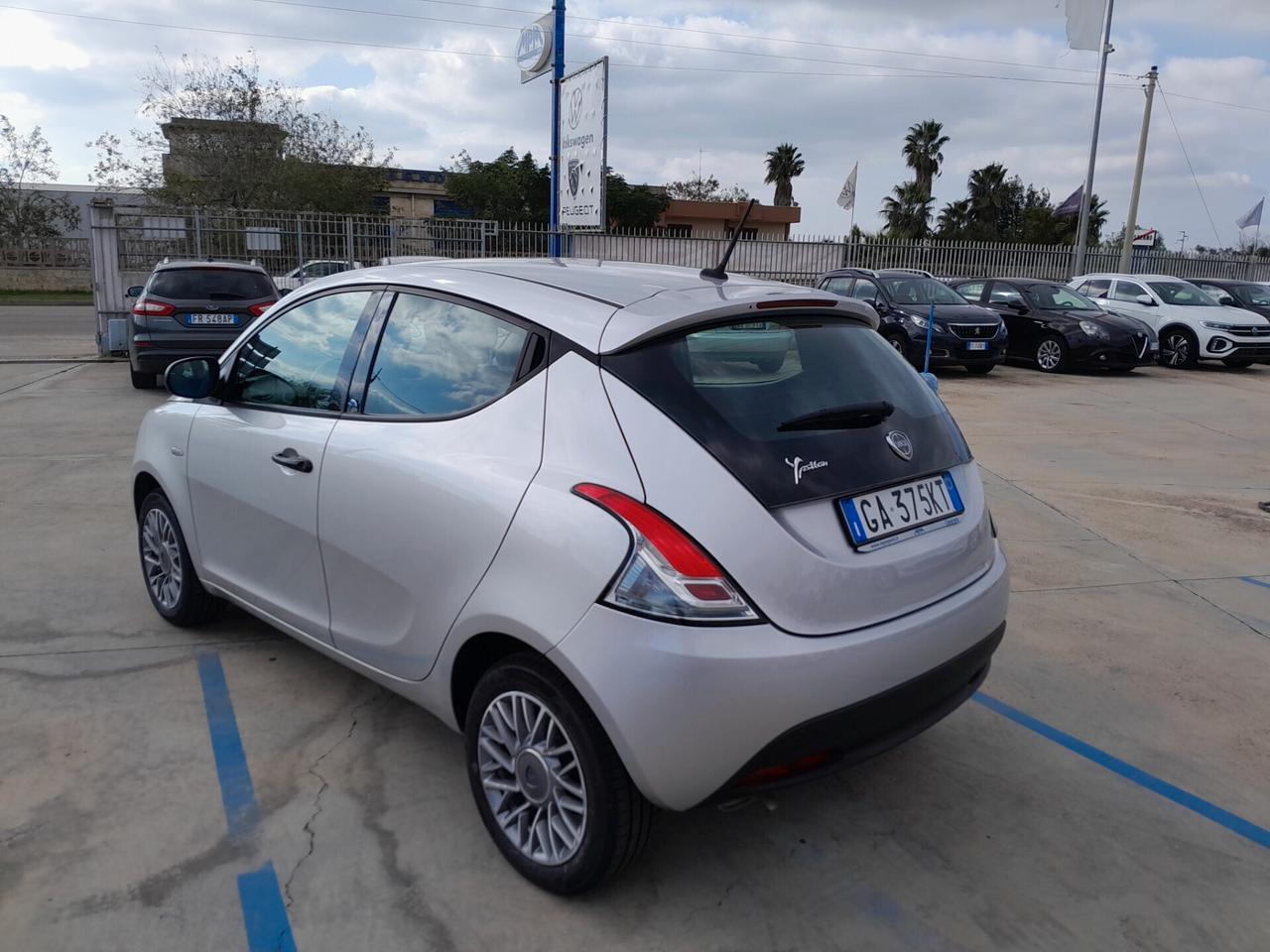 LANCIA YPSILON GOLD 1.2 BENZINA 5 PORTE