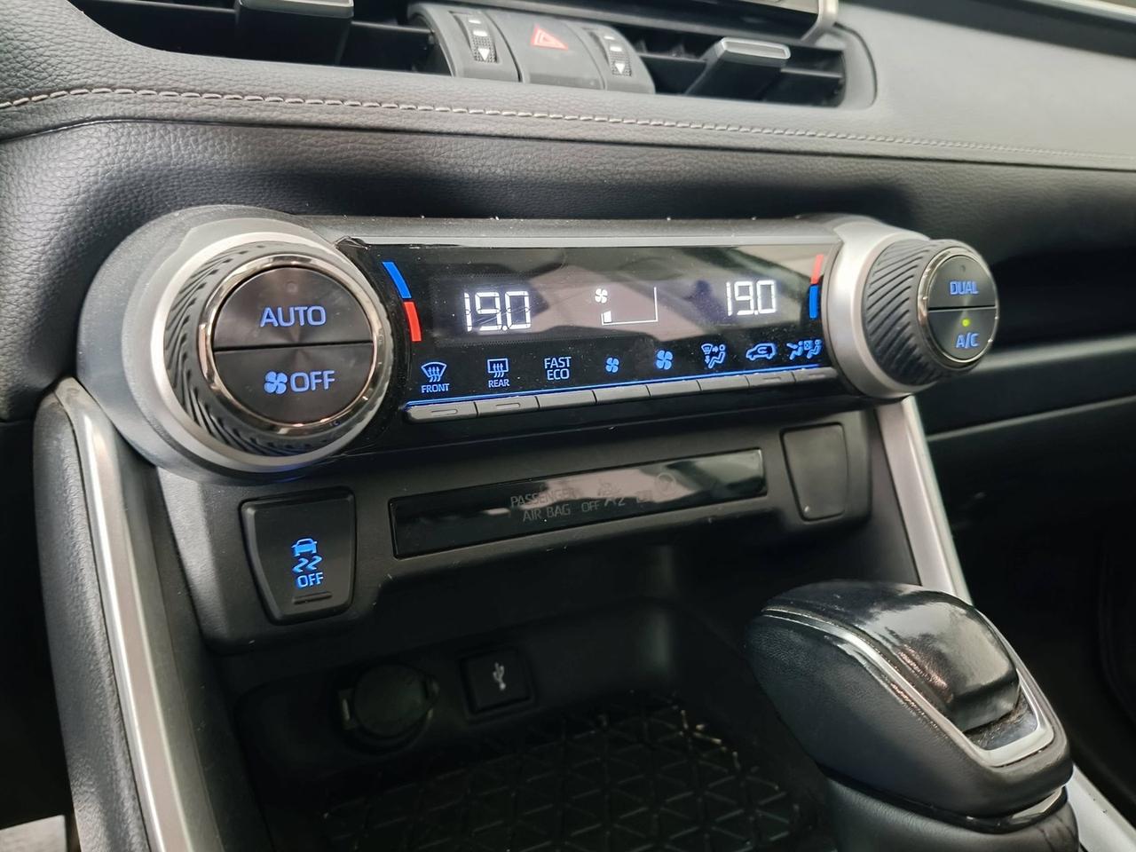TOYOTA Rav4 V 2019 - Rav4 2.5 vvt-ie h Dynamic awd-i 222cv e-cvt