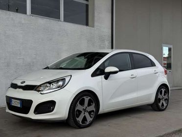 Kia Rio Rio III 2011 3p 1.4 crdi Cool