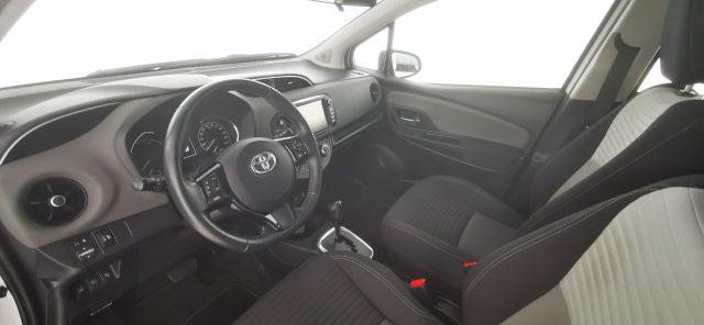 TOYOTA Yaris 1.5 Hybrid 5 porte Business