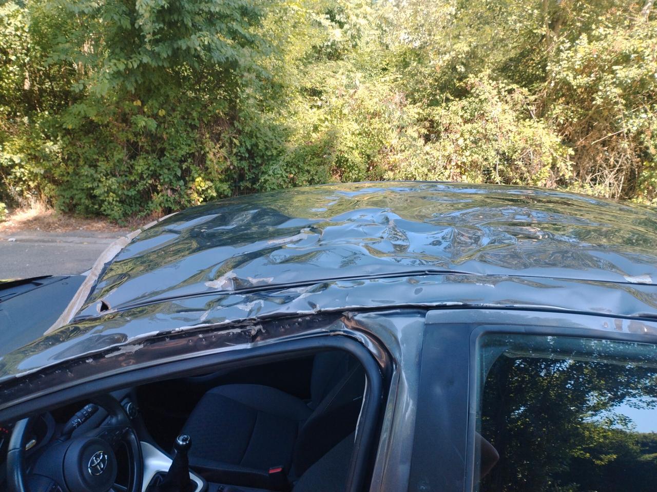 Toyota Yaris 1.0 5 porte Incidentata/Sinistrata