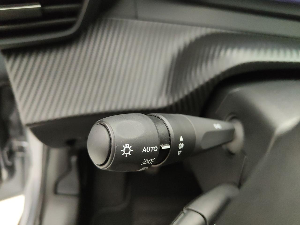 PEUGEOT 208 II 2023 1.2 PURETECH 100CV ALLURE