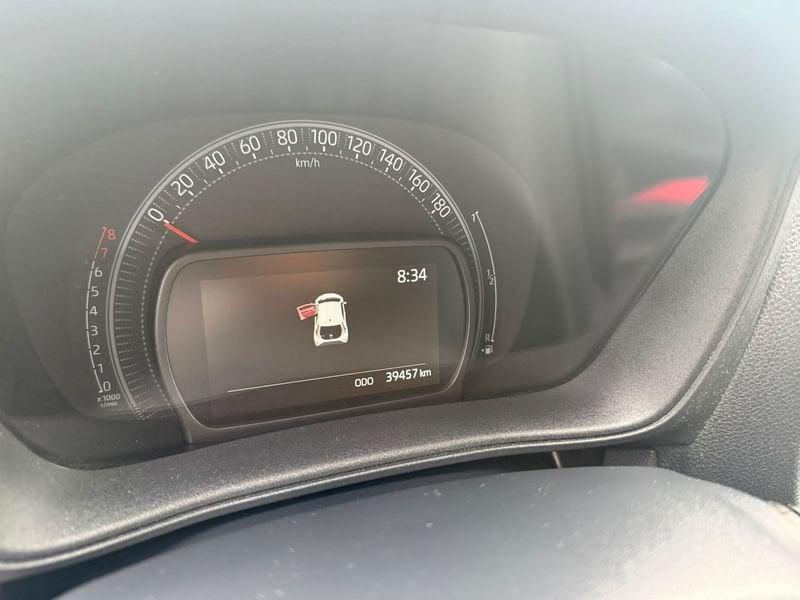 Toyota Aygo X 1.0B (72 CV) Lounge