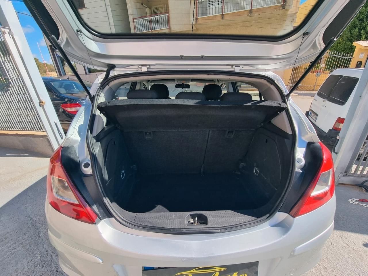 Opel Corsa 1.3 CDTI 90CV 5 porte Easytronic Enjoy