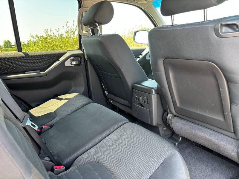 Nissan Pathfinder 7 POSTI - 2.5 Diesel 190cv