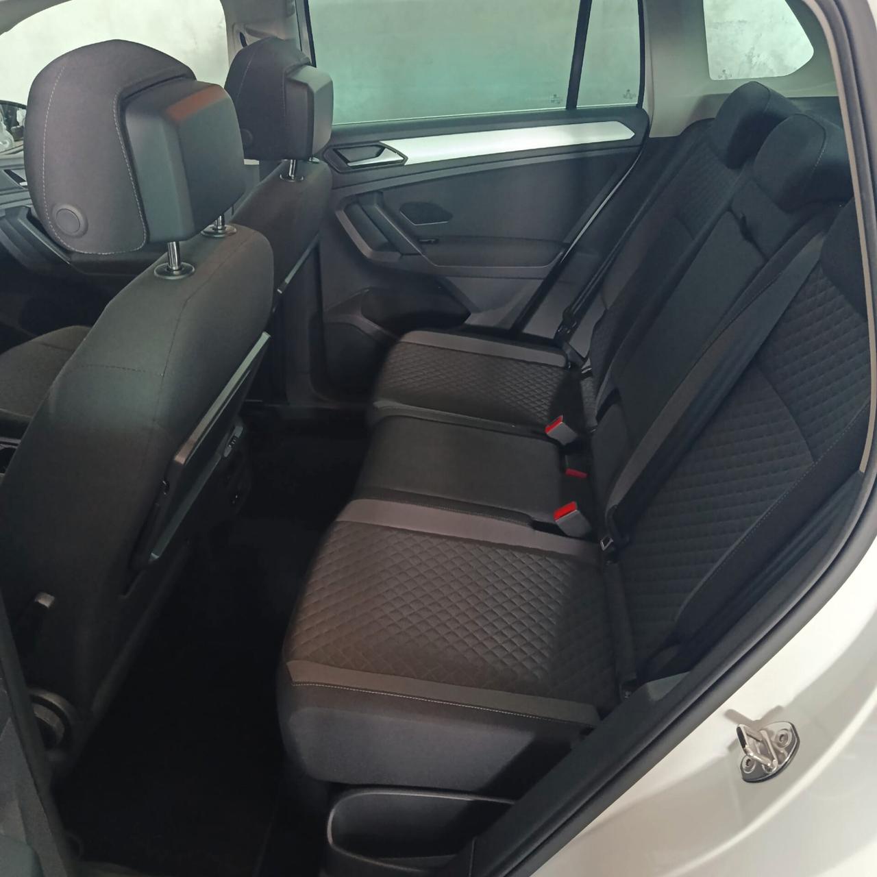 Volkswagen TIGUAN 2.0 TDI R-LINE