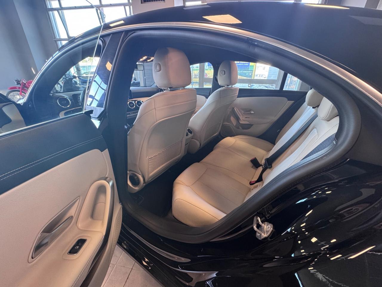 MERCEDES CLA 180CDI KM 42.000 SEDAN AT8 TETTO SPORT