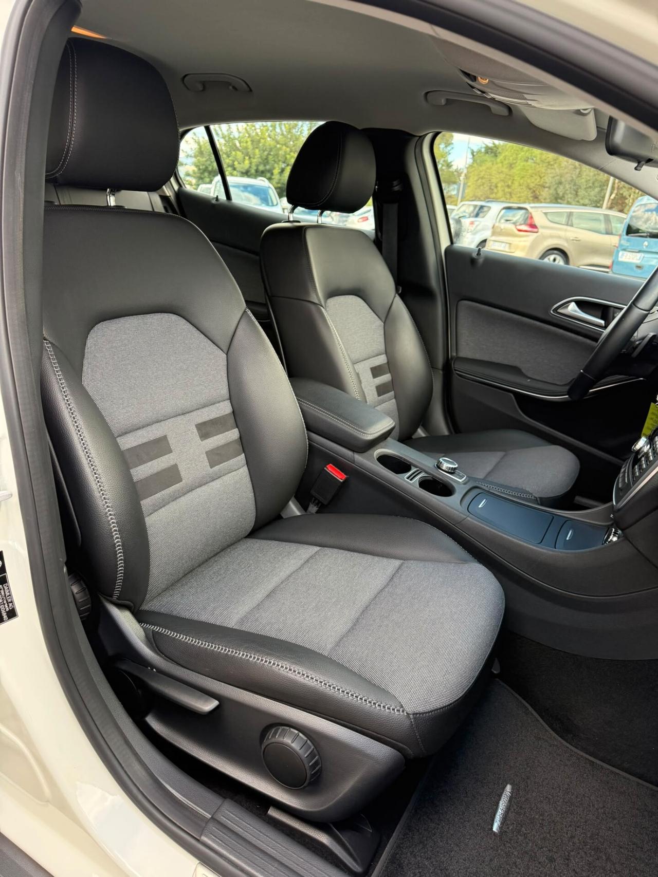 Mercedes-benz GLA 200 CDI Automatic Premium