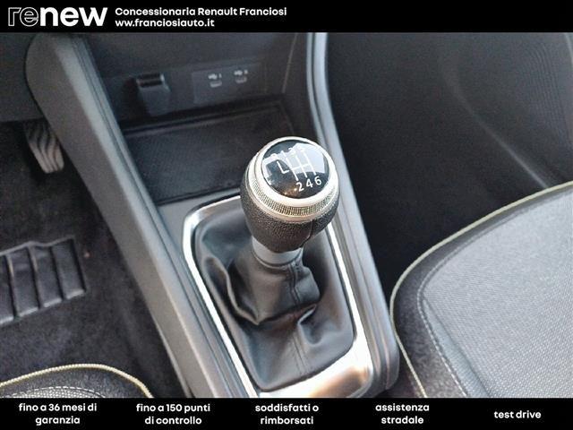 RENAULT Captur TCE 90 TECHNO MOD 2025