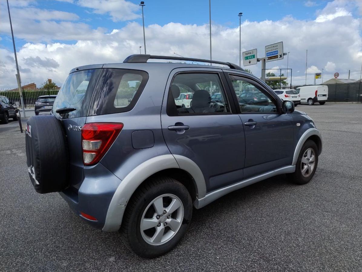 DAIHATSU Terios 1.5i 16V 4WD SX