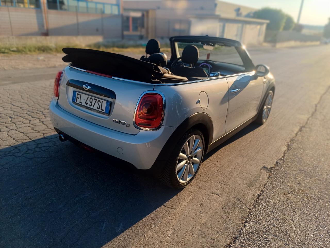 Mini Mini 1.5 Cooper D Hype Cabrio
