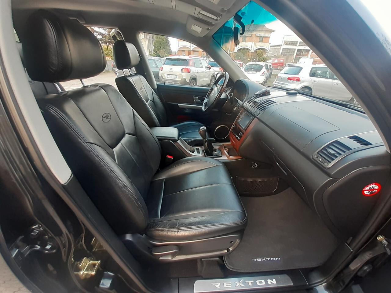 Ssangyong REXTON 2.7 XDi cat Premium