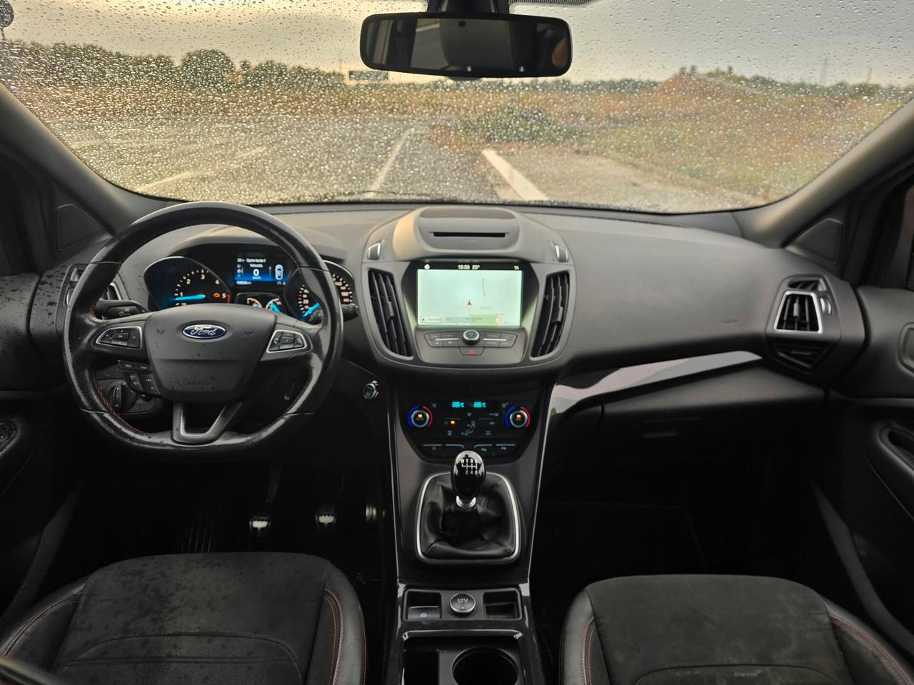 Ford Kuga 1.5 TDCI 120 CV S&S 2WD ST-Line