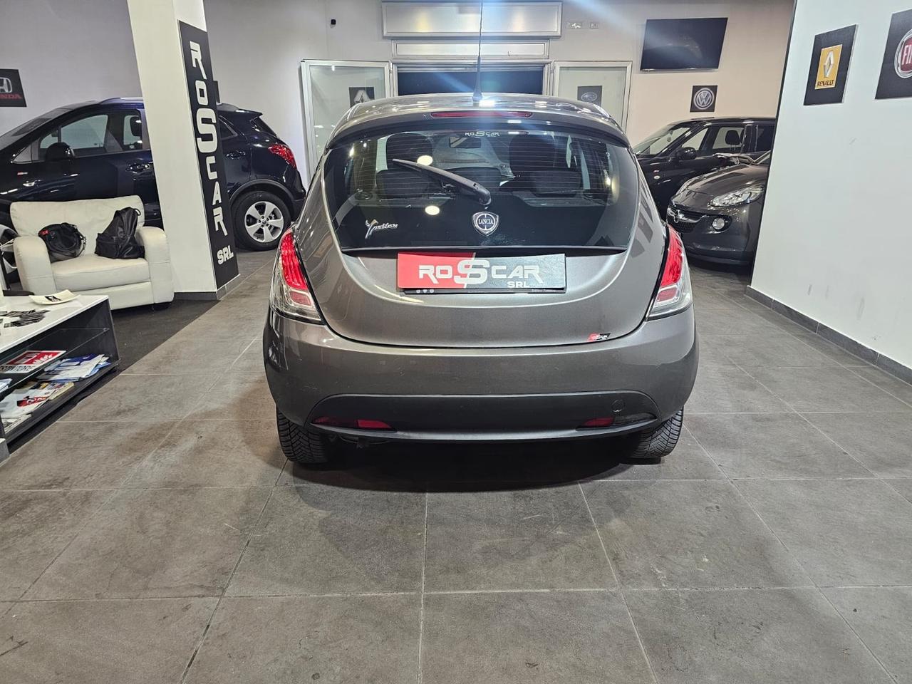 Lancia Ypsilon 1.2 69 CV 5 porte GPL Ecochic Gold