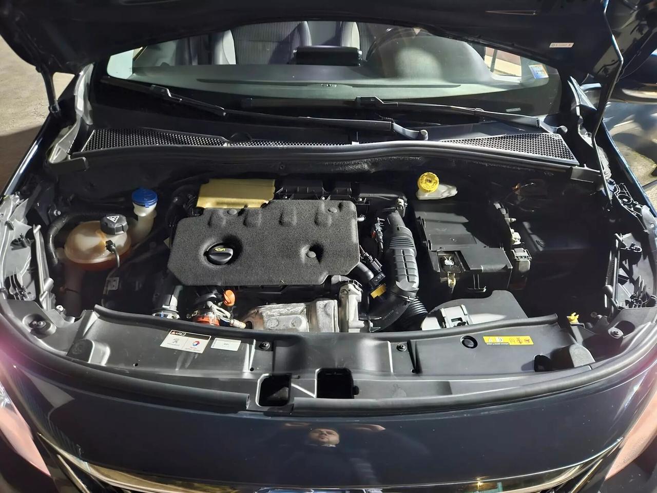 Peugeot 2008 BlueHDi 100 S&S Allure