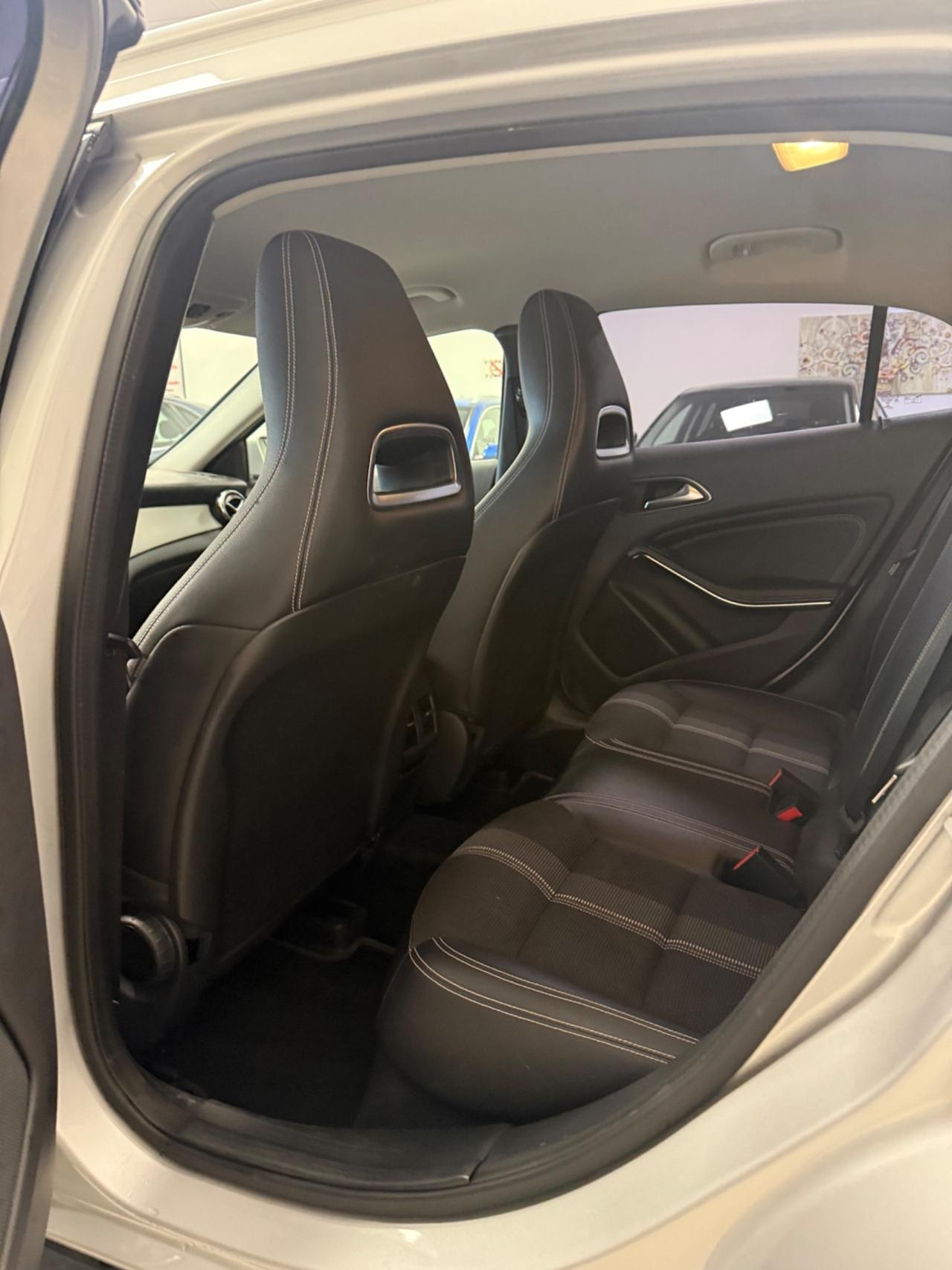 Mercedes-benz GLA 200 GLA 200 d Automatic 4Matic Sport