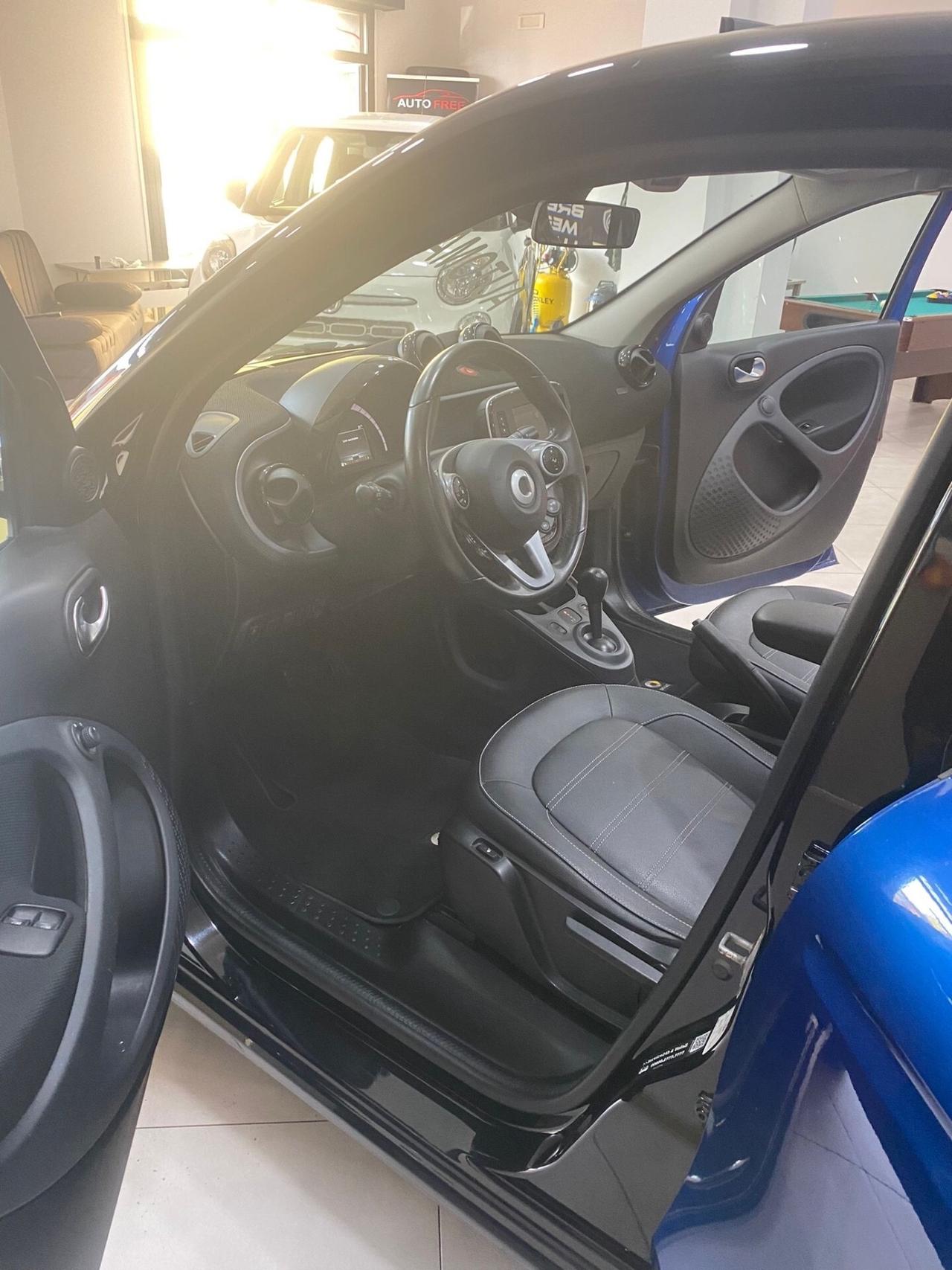 Smart ForFour 70 1.0 Prime