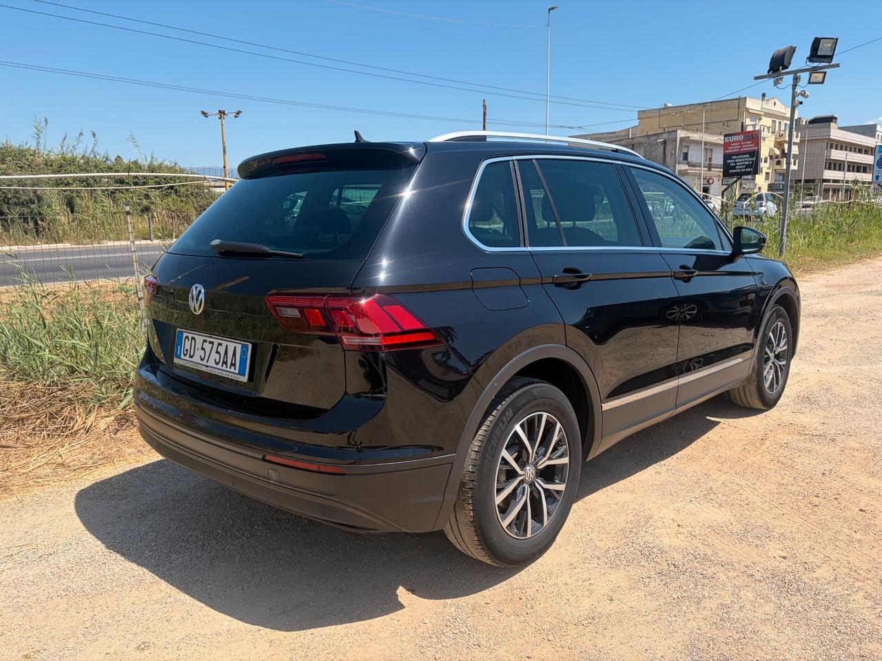 VOLKSWAGEN TIGUAN 1.6 TDI 116CV ANNO 2020 134.000 KM UNICOPROPRIETARIO