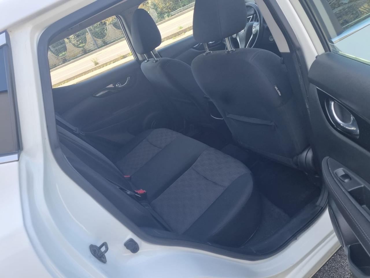 Nissan Qashqai 1.5 dCi N-Connecta