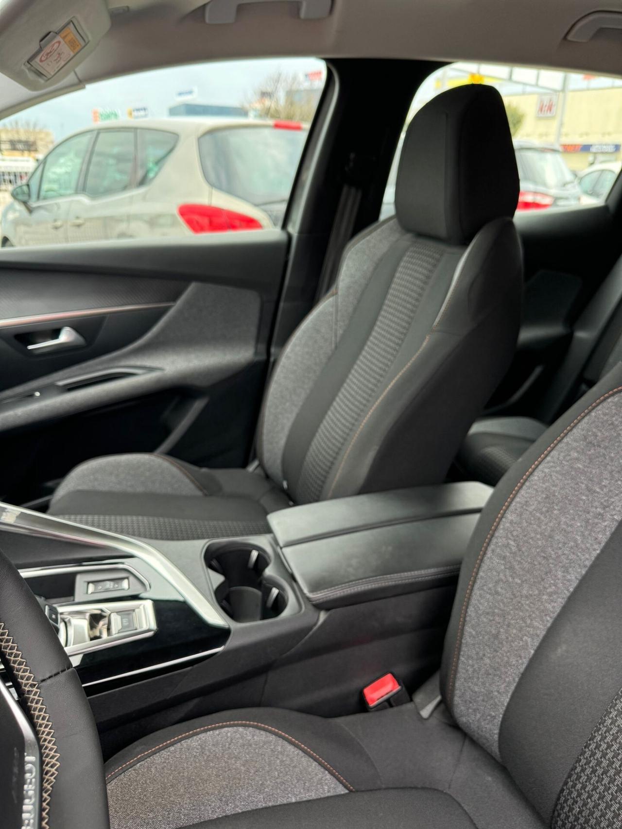Peugeot 3008 BlueHDi 130 S&S EAT8 Allure garanzia
