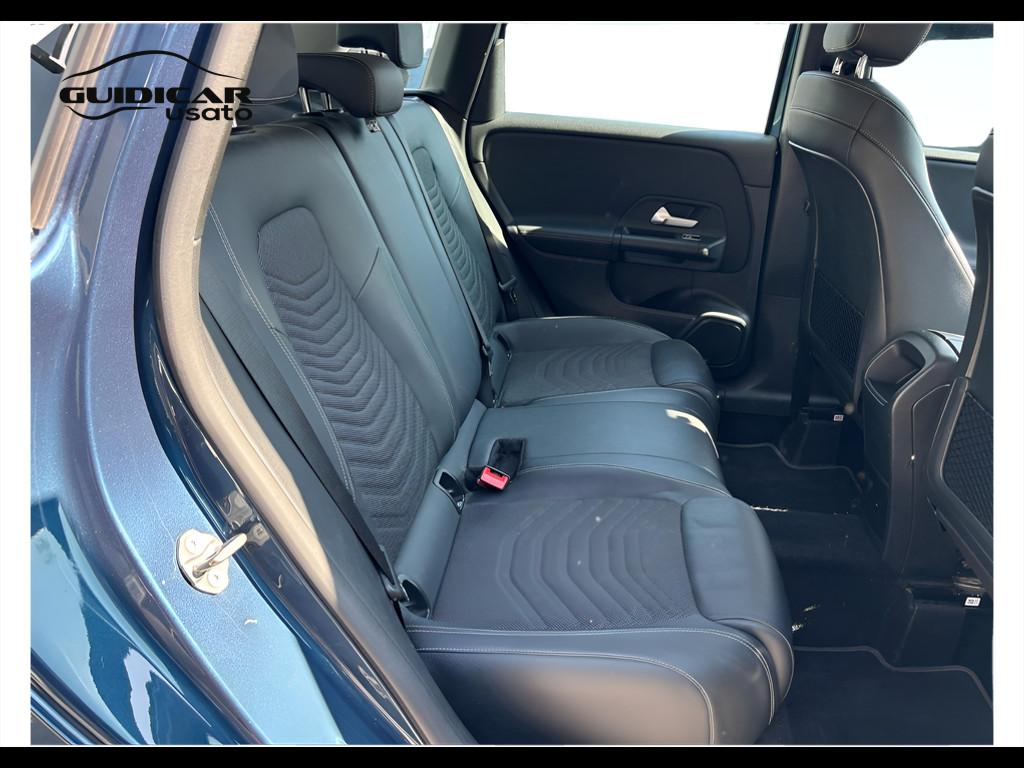 Mercedes-Benz Classe B - W247 2018 - B 180 d Sport auto