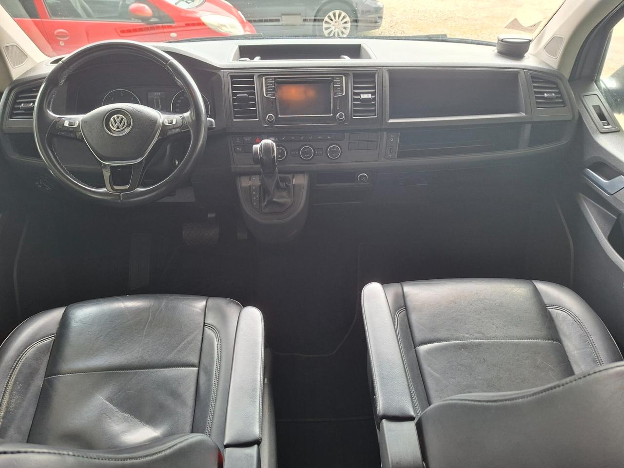 Volkswagen T6 Caravelle 2.0 TDI / 8 POSTI / AUTOMATICO / PELLE / EURO 6B