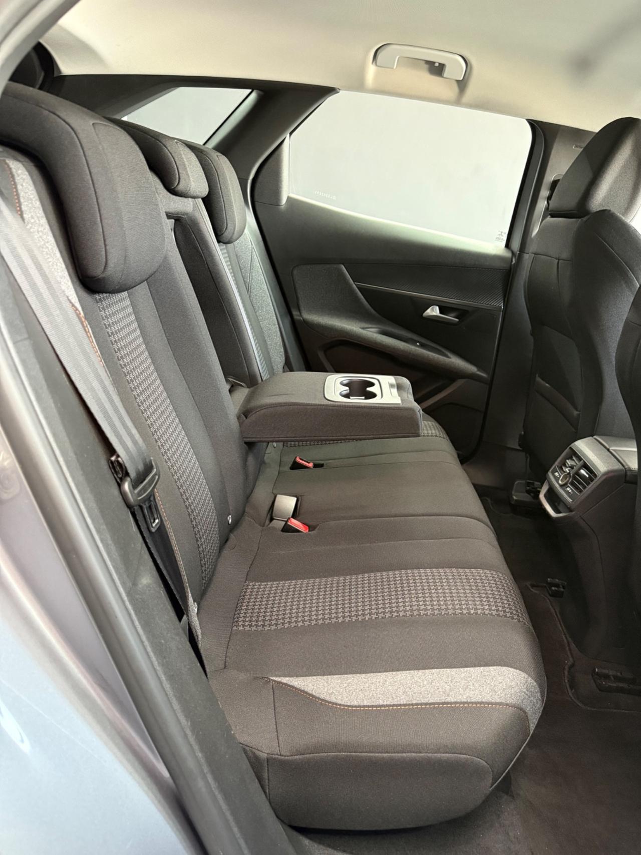 Peugeot 3008 1.5 BlueHDi 130 CV Allure 12/2020