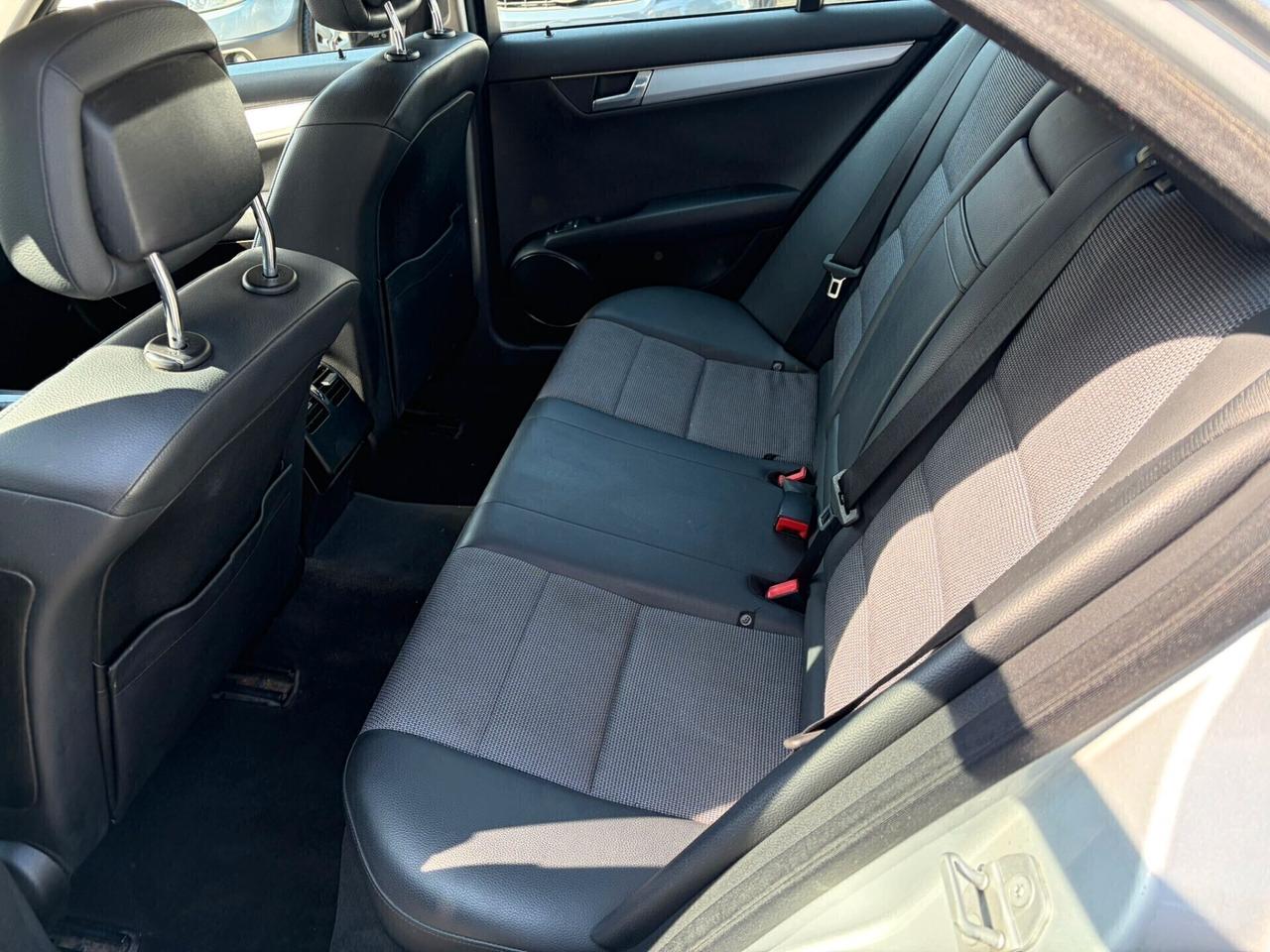 Mercedes-benz C 200 BlueEFFICIENCY Avantgarde