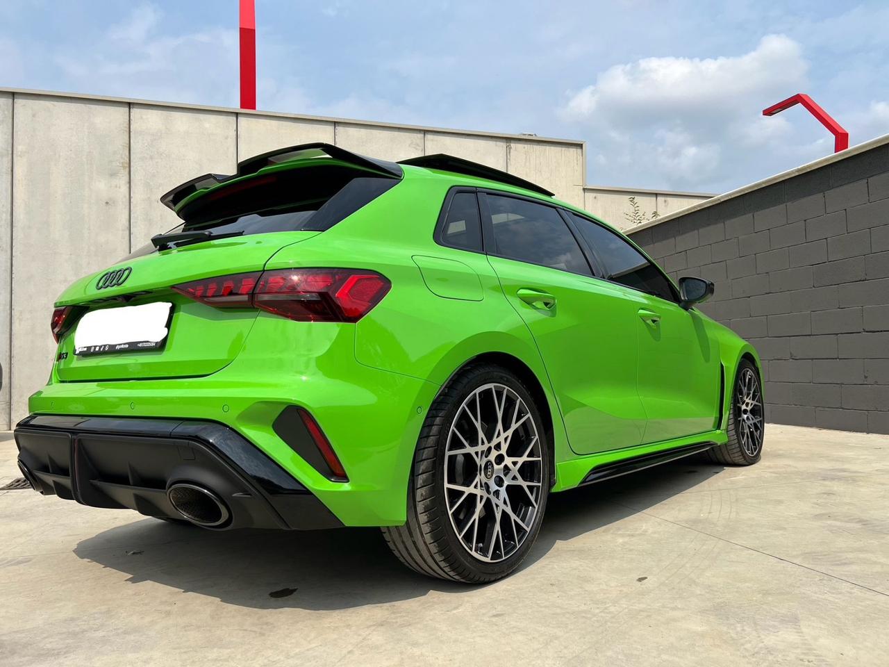 Audi RS3 SPB TFSI quattro S tronic performance