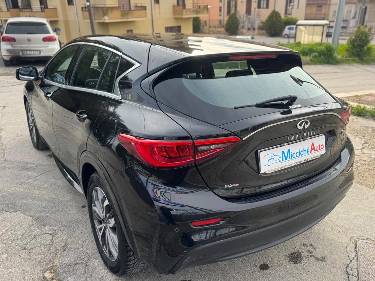 INFINITI Q30 1.5 D 110 CV PREMIUM TETTO