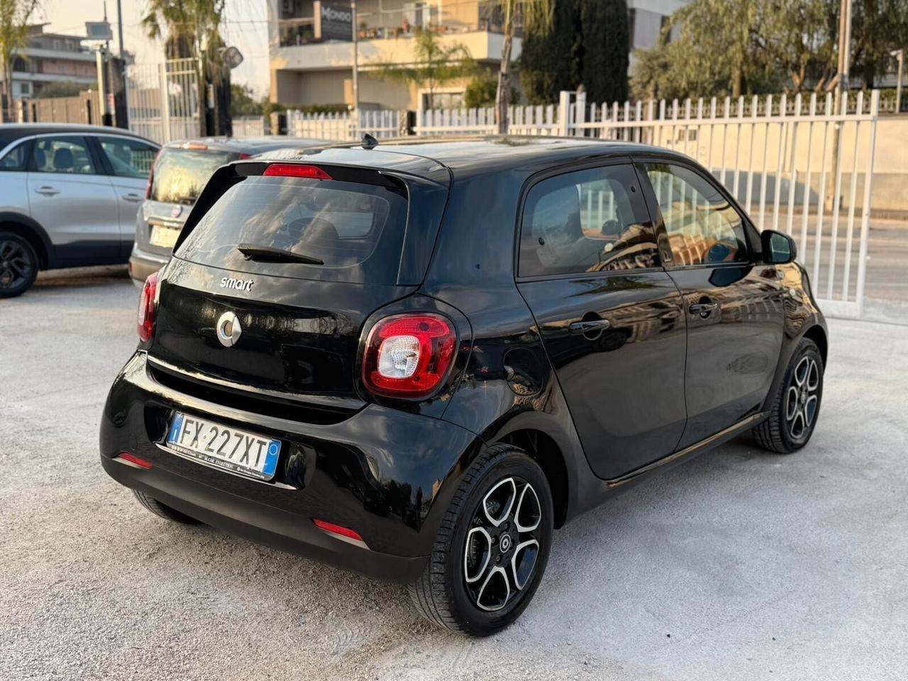 Smart ForFour 1.0 Passion 2019 Manuale