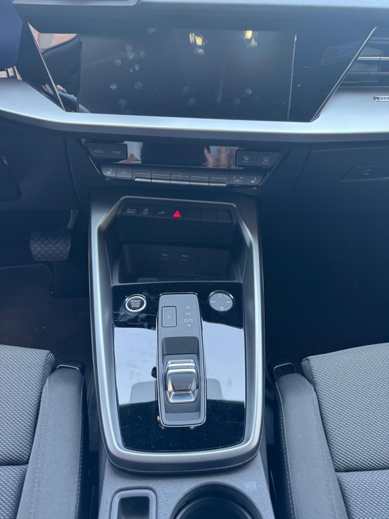 Audi A3 SPB 40 TFSI e S tronic Business Advanced