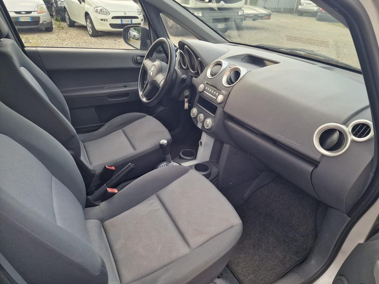 Mitsubishi Colt 1.1 12V 5p. Climachrome