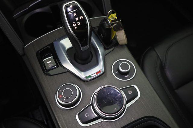 ALFA ROMEO Stelvio Stelvio 2.2 Turbodiesel 210 CV AT8 Q4 Ti