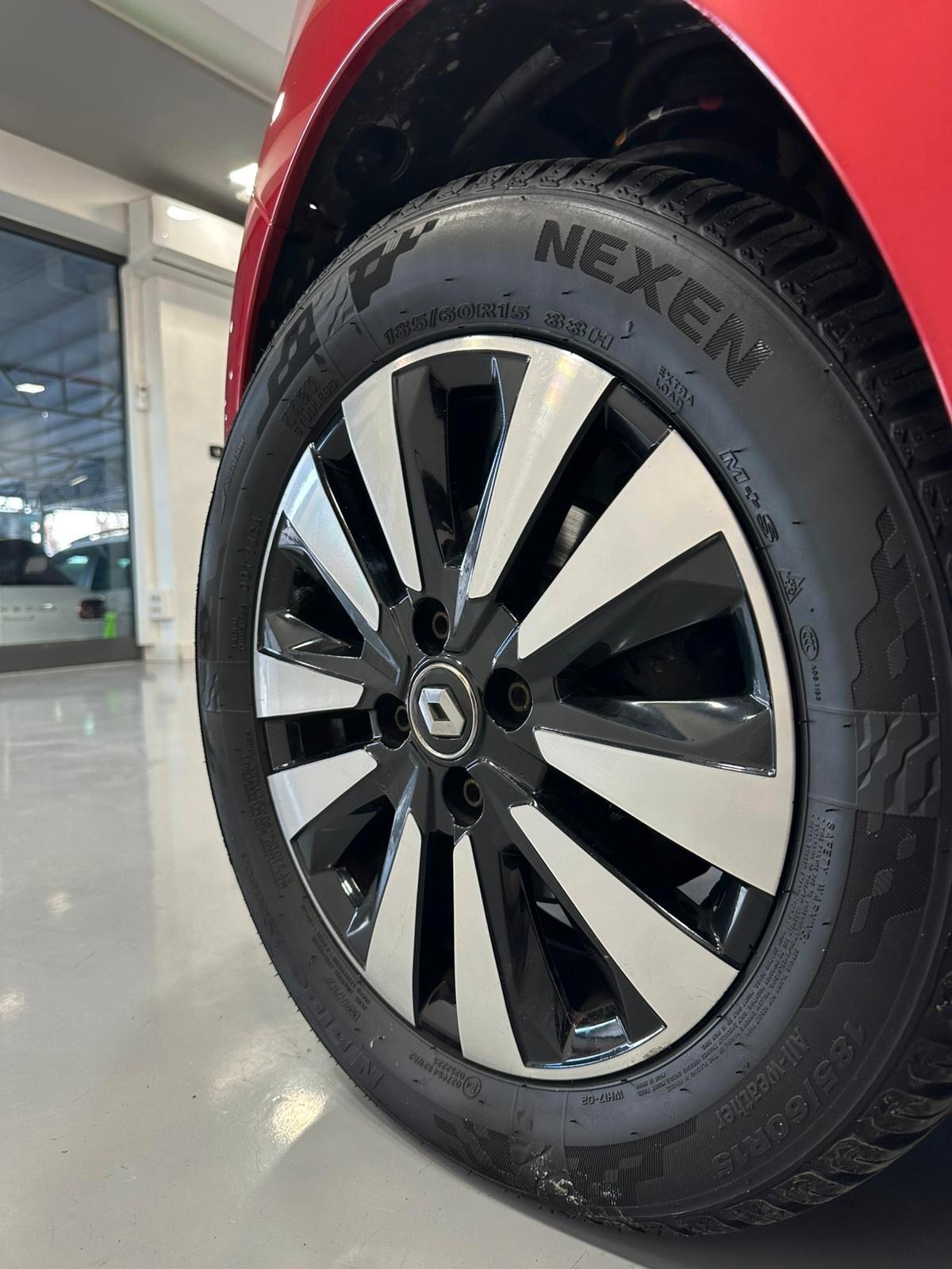 Renault Twingo TCe 95 CV EDC Intens