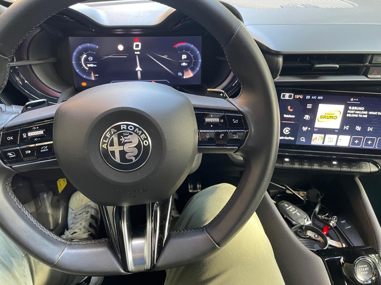 Alfa Romeo Junior 1.2 136 CV Hybrid Speciale + tech Pack