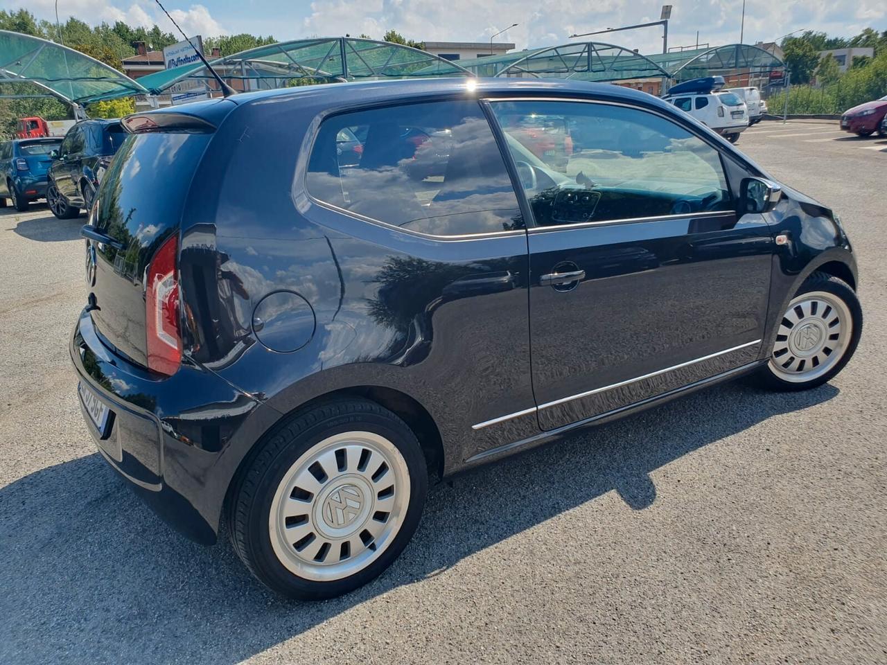 Volkswagen up! 1.0 75 CV 3p. high