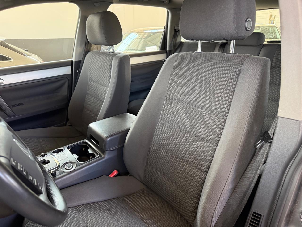 Volkswagen Touareg 2.5 R5 TDI DPF tiptronic